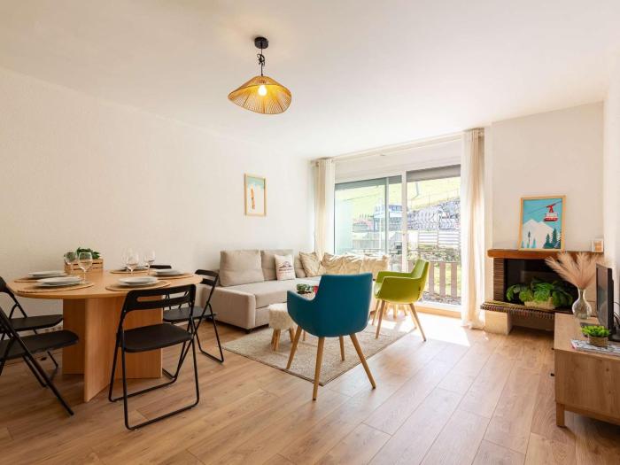 Duplex spacieux T4 au pied des pistes du Pla dAdet - FR-1-296-525