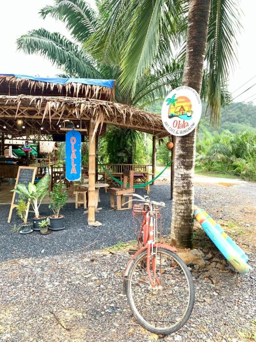 Olala Cafe and Bungalow