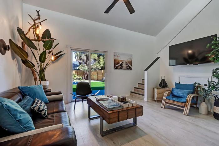 Classy Bohemian Beach Cabana- Close to Beach