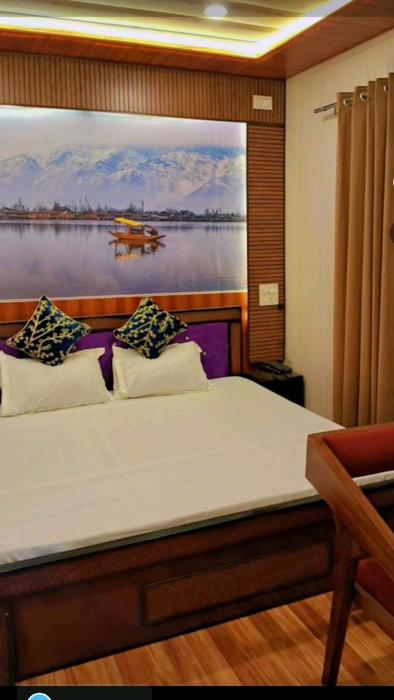 Hotel bahishti resisdance