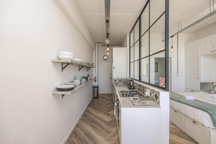 Homely Studio Apartment in Cape Town