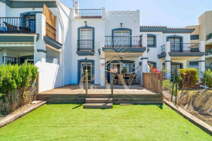 CYV - Golf and pool - 3 bedroom house w viev