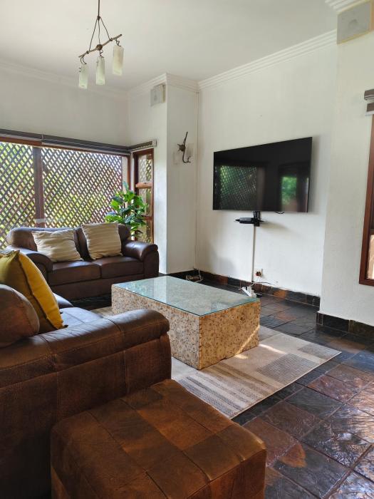 Forest Crescent Villa - Pecanwood Golf Estate, Hartbeespoort