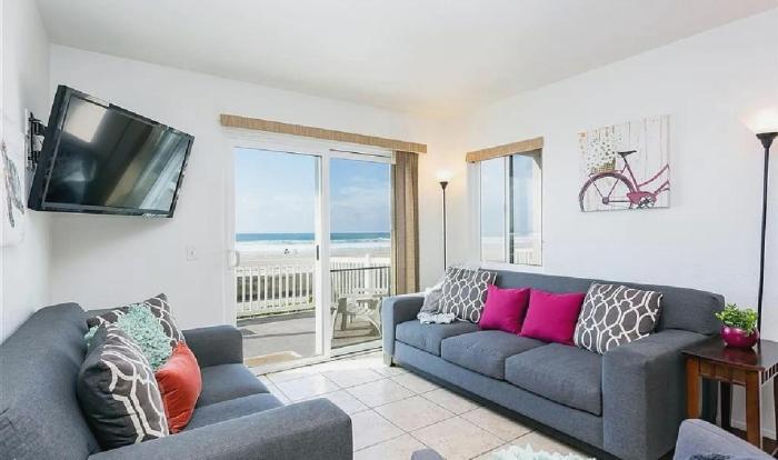 Two Bedroom Oceanfront Condo in San Diego
