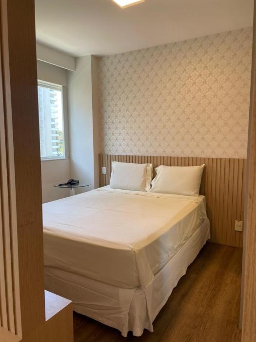 Praia do canto Apart Hotel - Apto 203 Varanda Lateral com Vista Mar