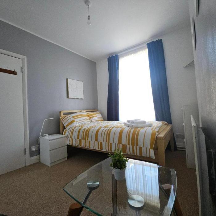 Central London Stay for 3