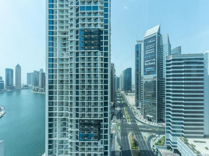 Luxury Studio | Near Dubai Mall | Lake View