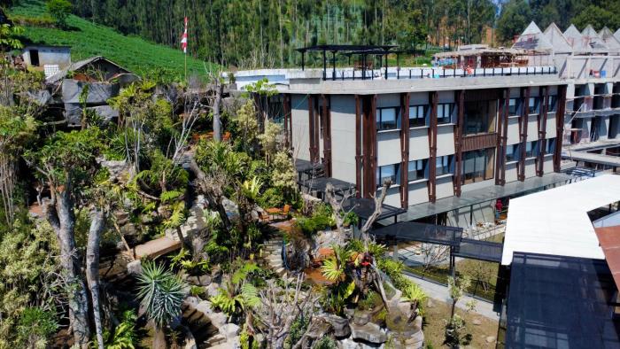 Jambuluwuk Bromo Poshtel