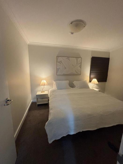 City Lights Retreats - 2 Bedroom, 1 Bathroom