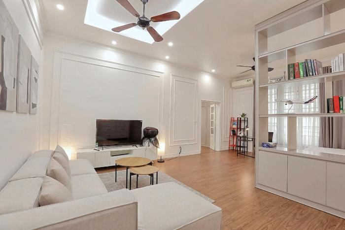 Prime Location Free Airport Pick up