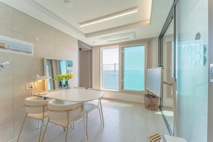 #12 Gwangan Bridge Front View , Free Parking, Gym Sauna