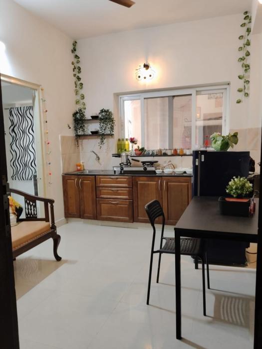 Gachibowli House of Arts 105 Elina Stays