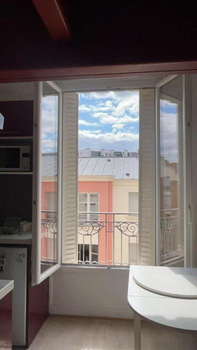 studio in Paris 11th