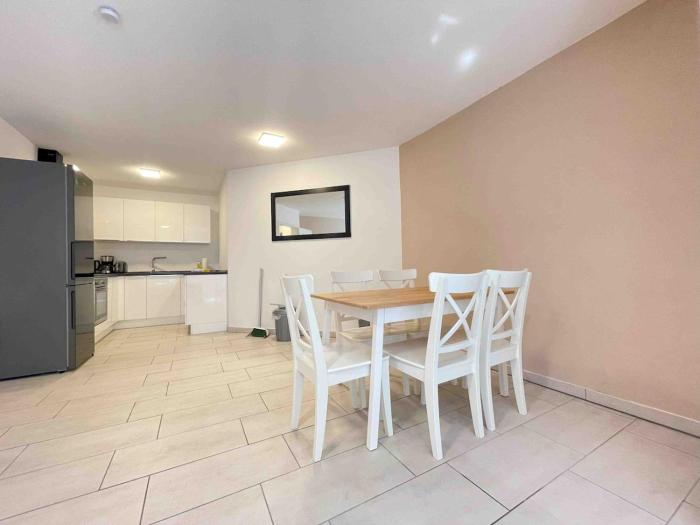 MAX114 moderne Monteurwohnung