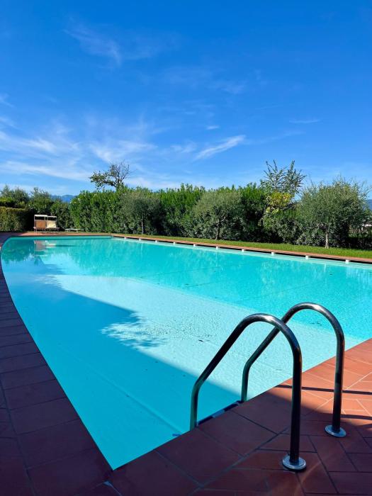 Chez Francois Lazise Pool