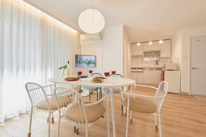 오픈할인 언주역 도보7분 넓은거실 무료주차 2베드룸