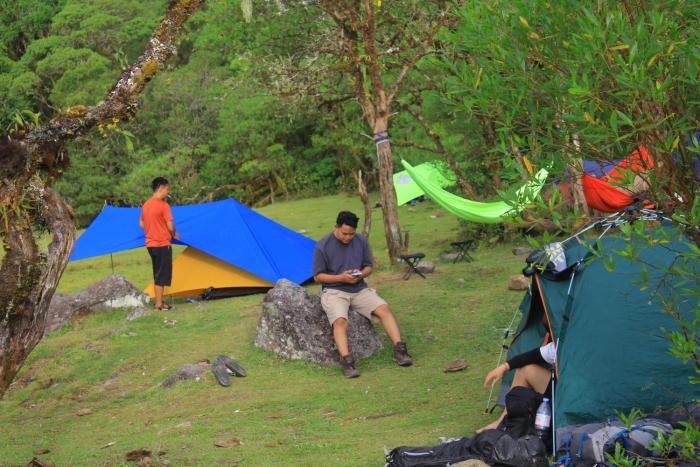 Trekking and Camp Lembah Lohe 2D1N