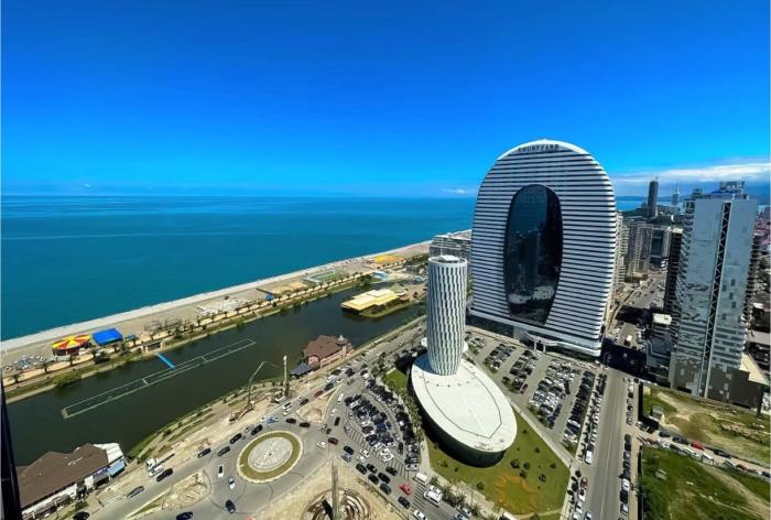 Alluring Sea View Aparthotel In Orbi City Batumi