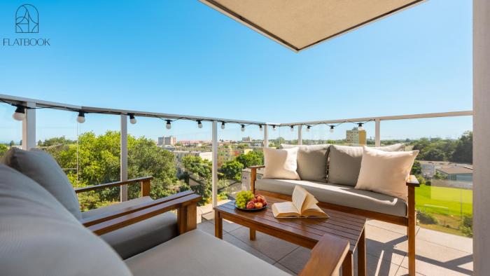 Flatbook Seaside Baltica Tower - Apartment with Sea View, Gym & Parking