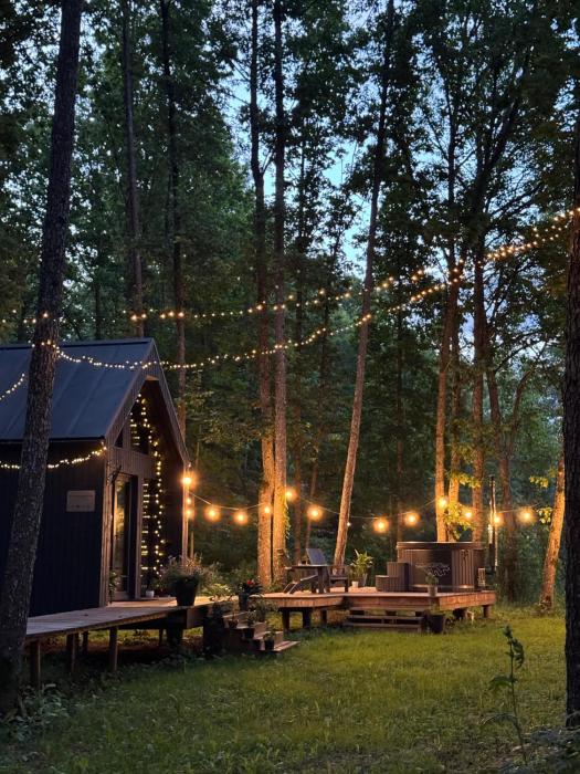 Ozola stāsts atpūtas namiņš