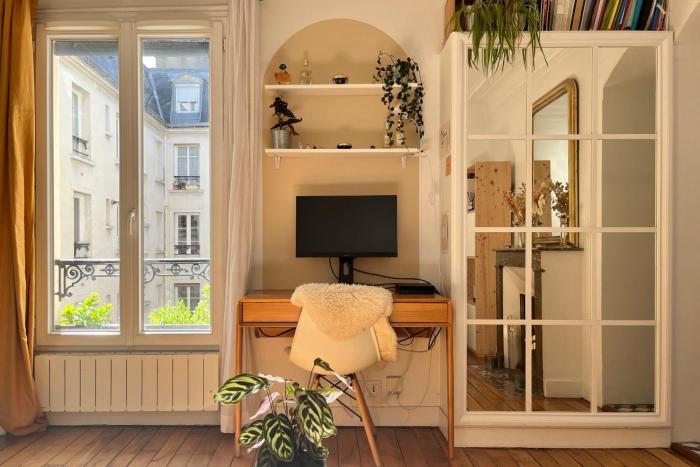 Lovely One-Bedroom Apartment in Paris 18th