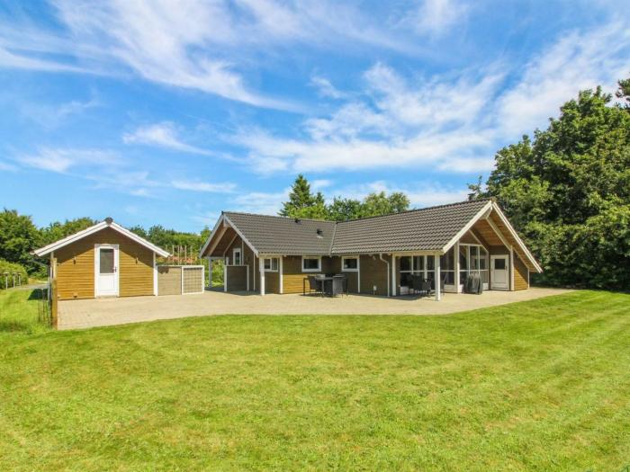 Holiday Home Sanna - 30km from the sea by Interhome