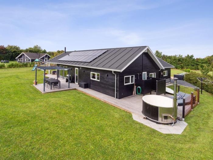 Holiday Home Amdi - 700m from the sea by Interhome