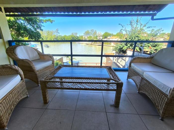 Paraíso da Ilha: 3suítes, piscina e churrasqueira