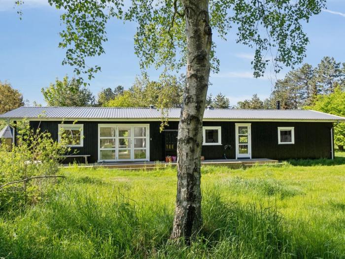 Holiday Home Iliane - 450m from the sea by Interhome