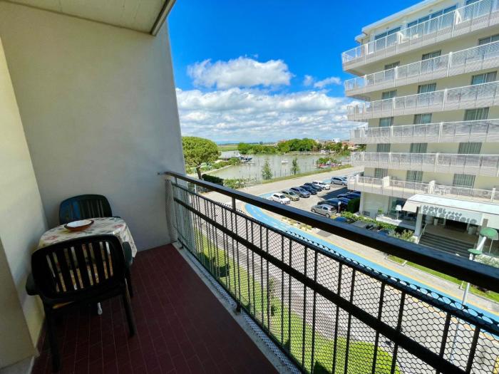 Flat a few steps from the beach