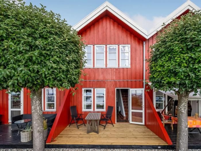 Holiday Home Ulvi - 15m from the sea by Interhome