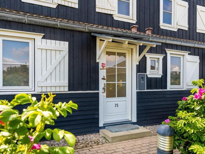 Apartment Barrit - 50m to the fjord by Interhome