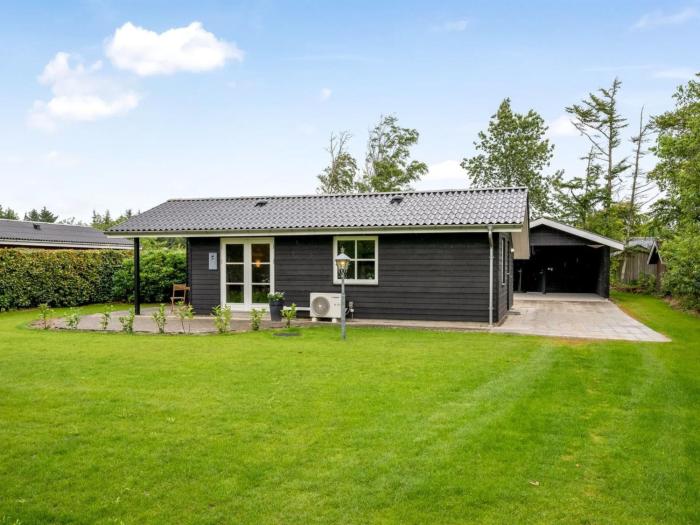 Holiday Home Roland - 200m to the inlet by Interhome