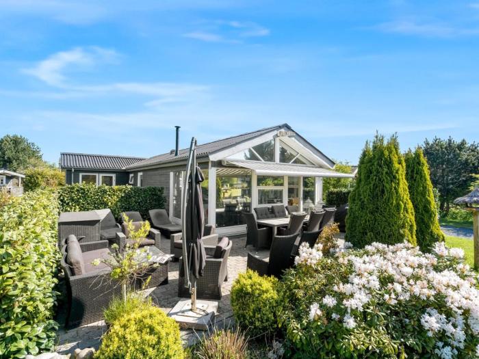 Holiday Home Stina - 600m from the sea by Interhome