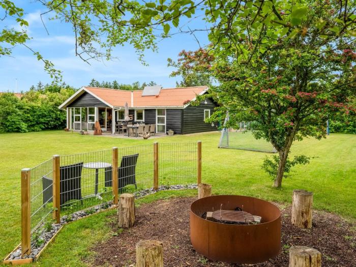 Holiday Home Tian - 400m to the fjord by Interhome