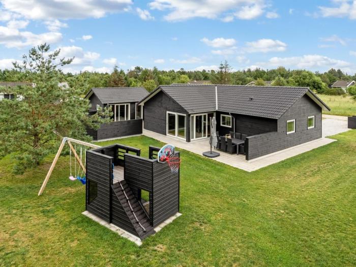 Holiday Home Frederikke - 990m from the sea by Interhome