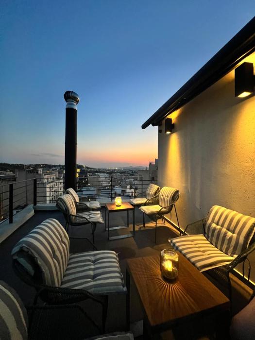 Ælis Suites in Psyrri - Rooftop Access & Acropolis View