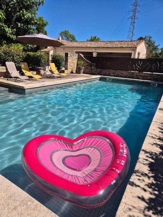 Appartement indépendant dans propriété avec piscine vue Luberon