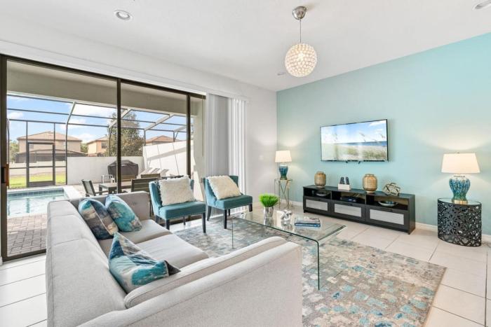 Spacious 5BR Villa with Private Pool near Disney