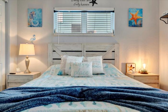 Seashell Suite 2B Pet Friendly Waterfront Dock