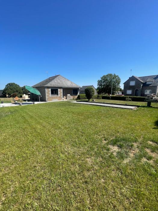 Maison 4 ch, jardin & dino, 5 min Fougères