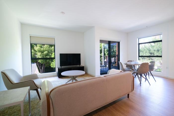 Central Hollywood Apartments