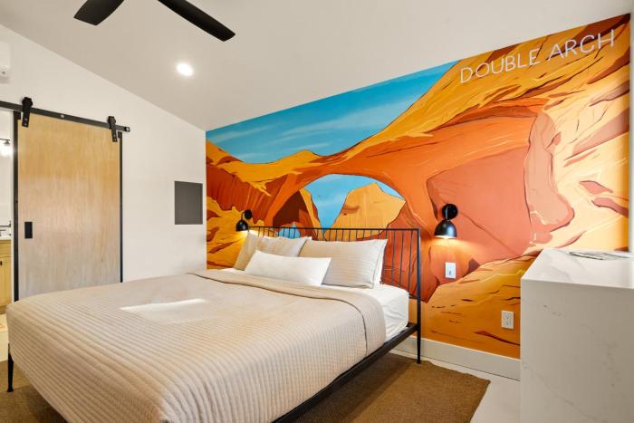 Downtown Kokopelli #1- Newly Remodeled Stylish Studio