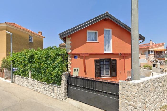 Apartments with parking space Zablace, Sibenik - 24126