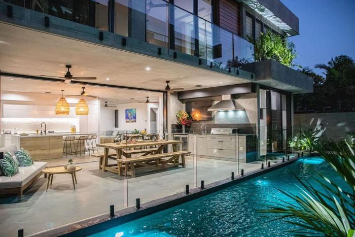Azure Port Douglas - Luxurious & Modern