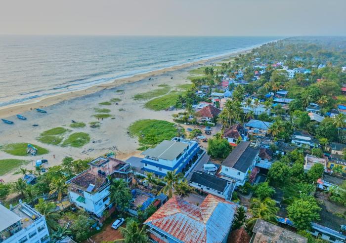 Alleppey Holiday Beach Resort by VOYE HOMES , Sea View with Direct Beach Access