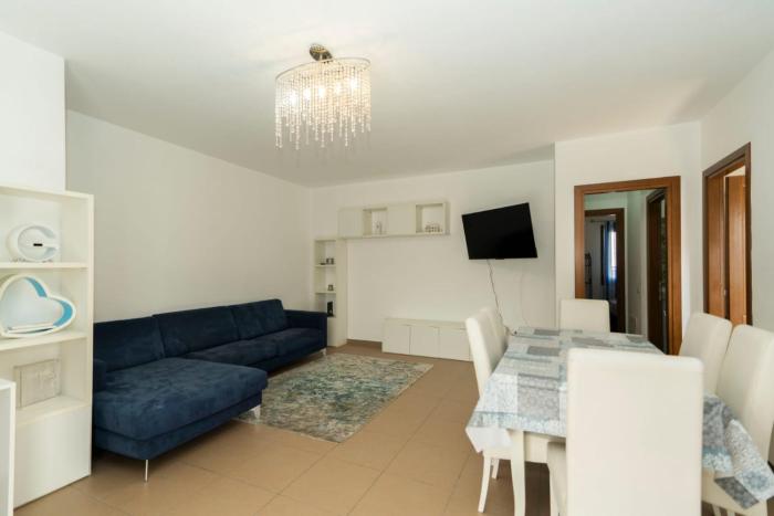 Appartamento luminoso e pratico con spazio esterno