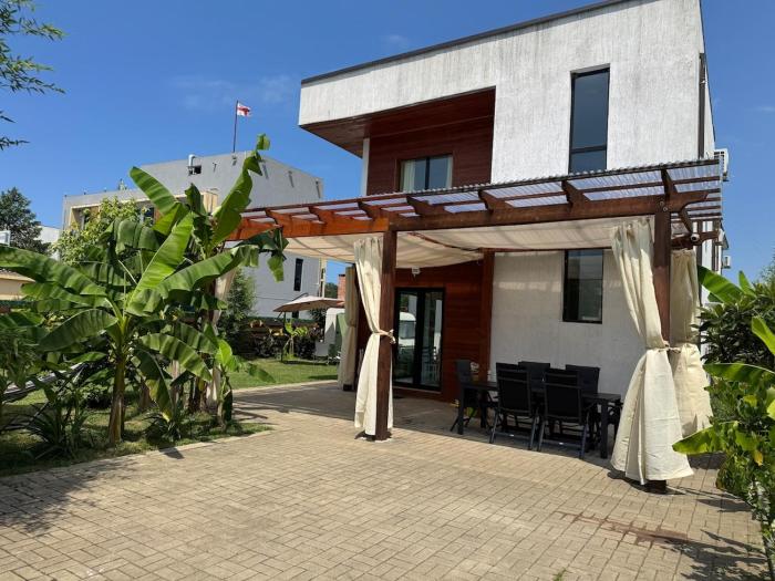 Nature Retreat by the Black Sea