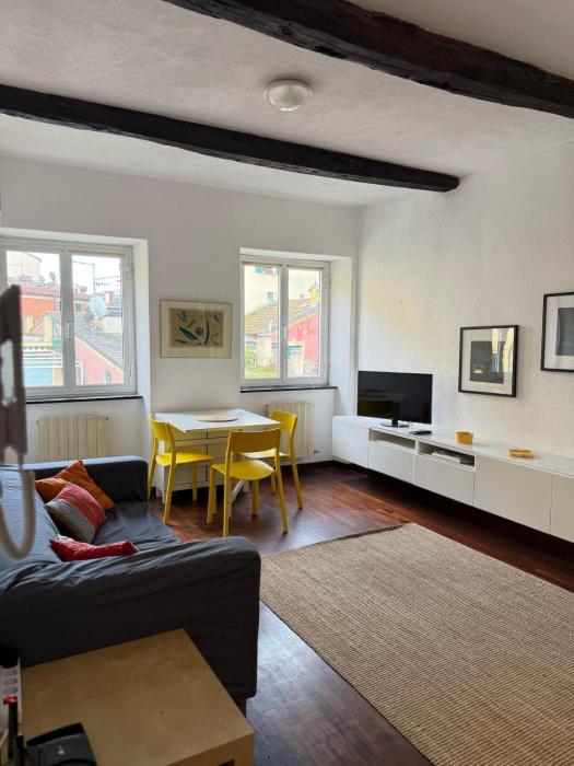 Xenia - 3 rooms apt in Via Tunisia 8