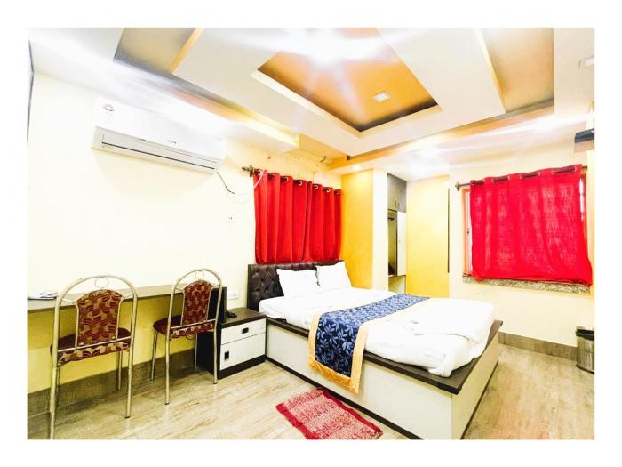 Asmit আসমিত Kolkata Full AC Room